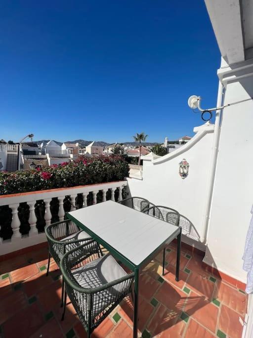 Vakantiehuis Beautiful Views, Pool & Just 10min To The